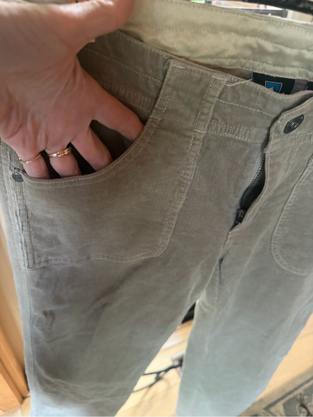 Kuhl Kory Drawstring Light Gray Corduroy Outdooor Hiking Sz 6S Pants - Picture 3 of 13